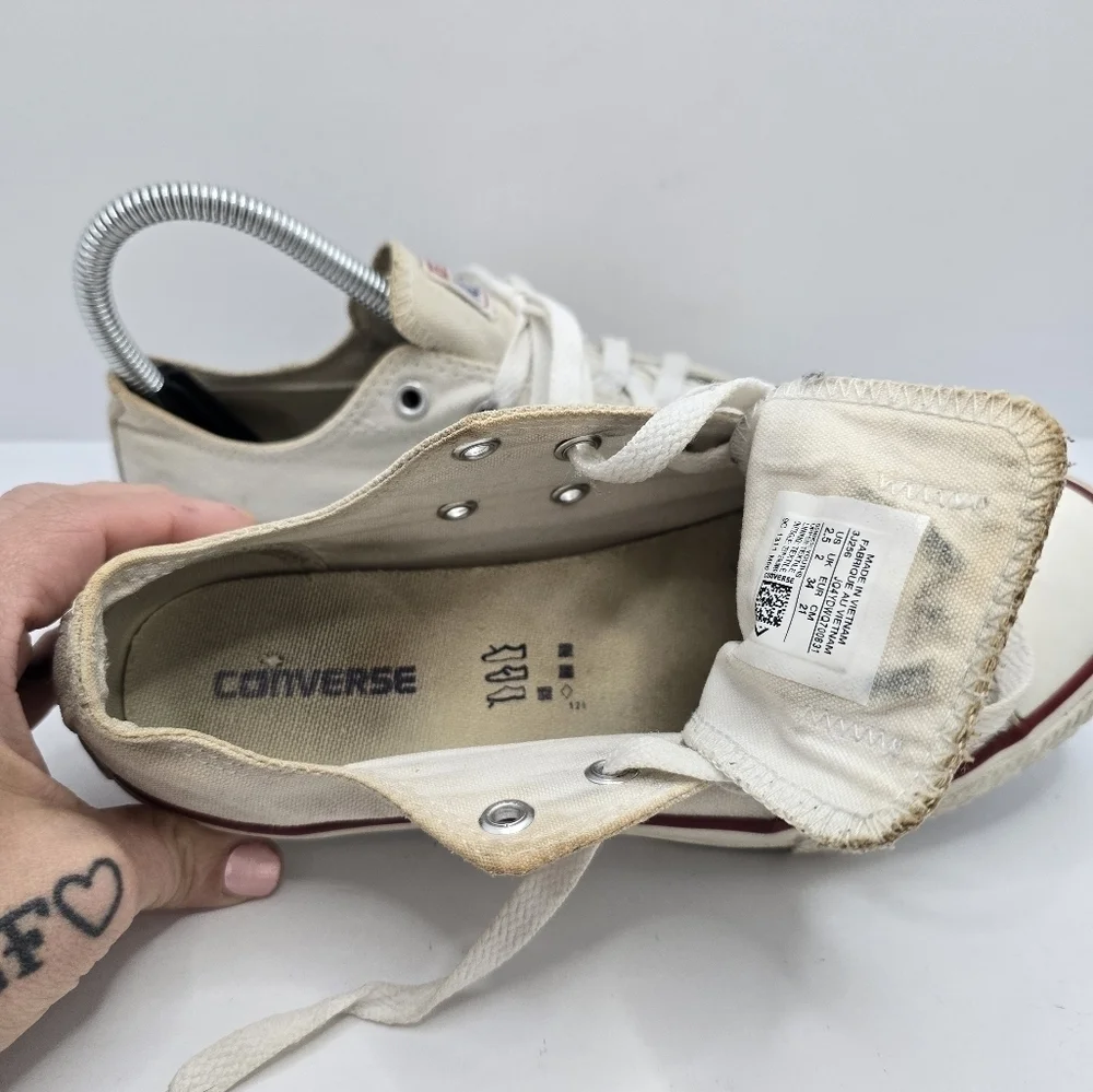 Converse | Chuck Taylor's All-Star cream white sporty sneakers | KIDS 2.5